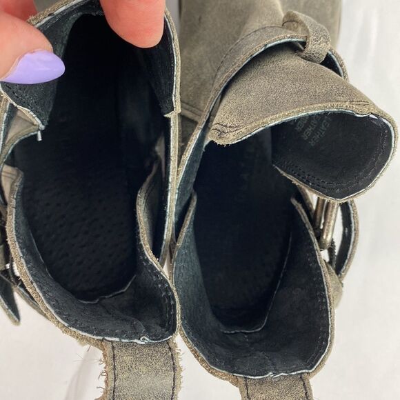 Very Volatile Fiery leather charcoal ankle bootie size 7.5 - Picture 8 of 9